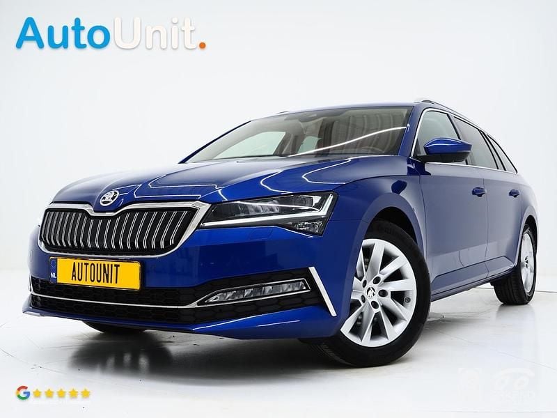 Blauw Gebruikt 2022 Skoda Superb Style Stationwagen | € 24.840 (Goede deal) - Afbeelding 1/4