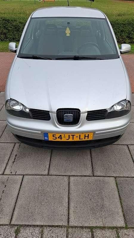 Occasion Seat Arosa 60 PK (44 kW) 2002 Zilver Hatchback