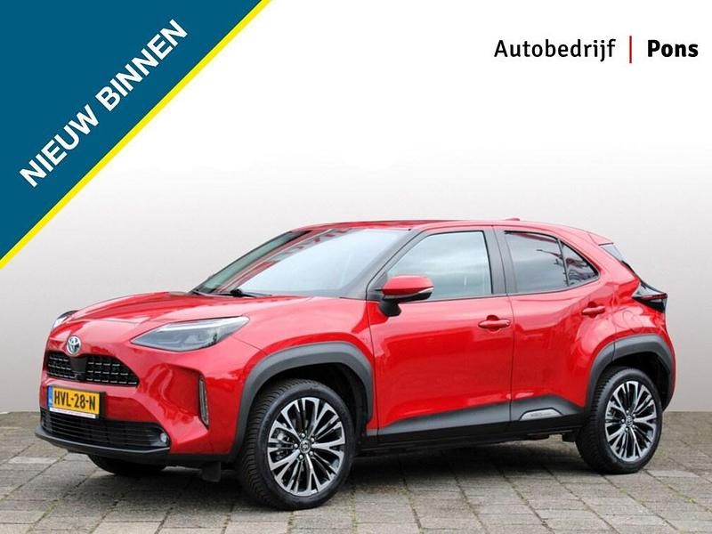 Rood Gebruikt 2022 Toyota Yaris Cross SUV | € 29.950 (Iets duurder) - Afbeelding 1/4