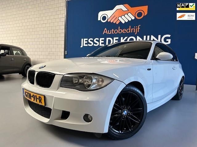 Wit Gebruikt 2007 BMW 118 M Sport Hatchback | € 5.950 (Duur) - Afbeelding 1/4