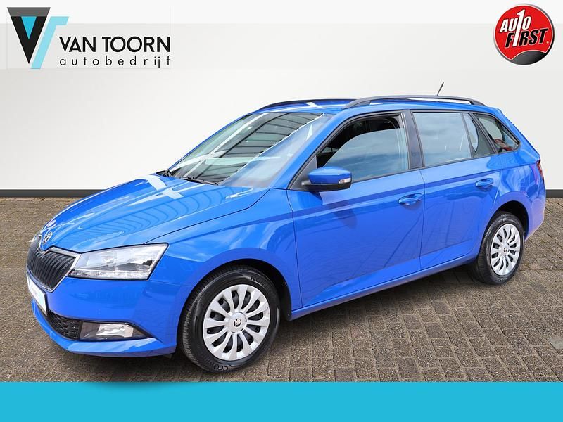 Blauw Gebruikt 2022 Skoda Fabia Ambition Hatchback | € 14.998 (Eerlijke prijs) - Afbeelding 1/4