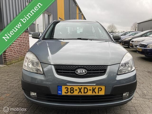 Occasion Kia Rio 97 PK (71 kW) 2007 Grijs Hatchback