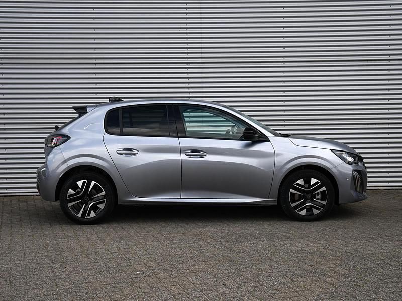 Nieuw Peugeot 208 Allure 110 PK (80 kW) 2025 Grijs Hatchback