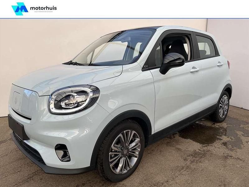 Blauw, metallic lak Nieuw 2024 Leapmotor T03 Hatchback | € 19.950 - Afbeelding 1/4
