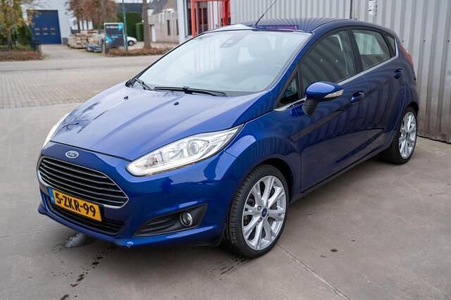 Occasion Ford Fiesta Titanium 101 PK (74 kW) 2015 Blauw (metallic) Hatchback