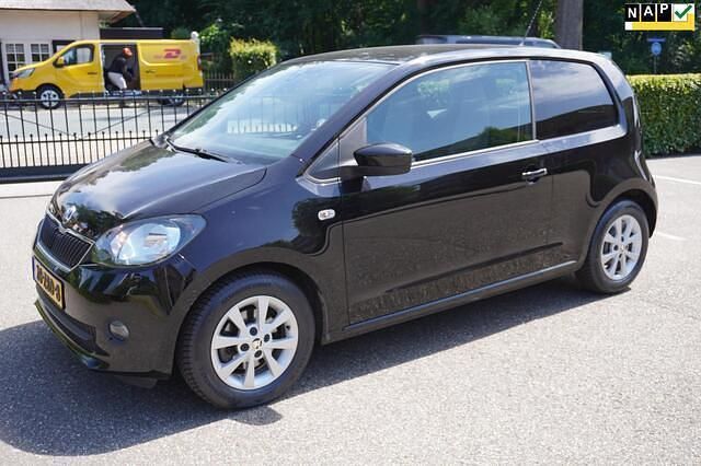 Zwart Gebruikt 2012 Skoda Citigo Tour Hatchback | € 5.900 (Eerlijke prijs) - Afbeelding 1/4