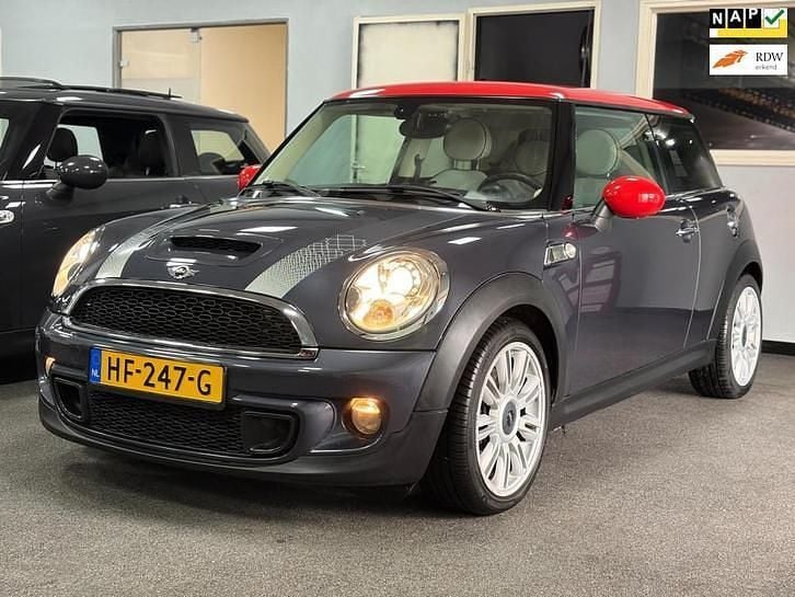 Paars Gebruikt 2013 Mini Cooper S Hatchback | € 10.950 (Eerlijke prijs) - Afbeelding 1/4