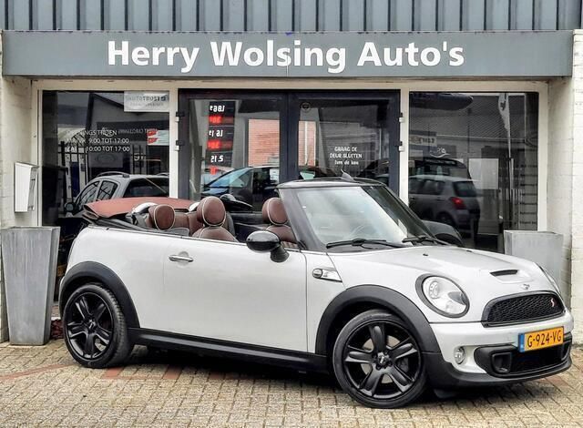 Grijs, metallic lak Gebruikt 2011 Mini Cooper S Cabriolet Cabriolet | € 10.999 (Iets duurder) - Afbeelding 1/4