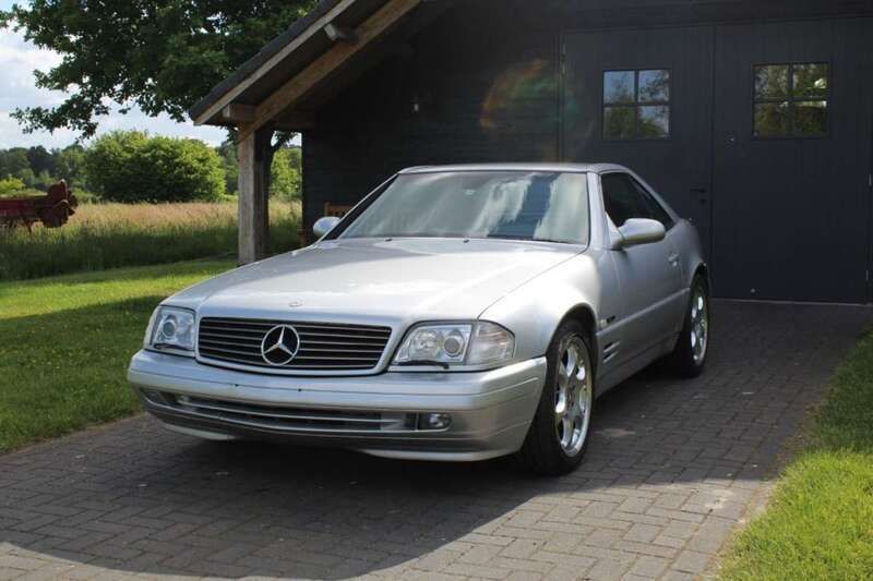 Zilver, metallic lak Gebruikt 2001 Mercedes SL320 Edition 1 Cabriolet | € 36.179 - Afbeelding 1/4
