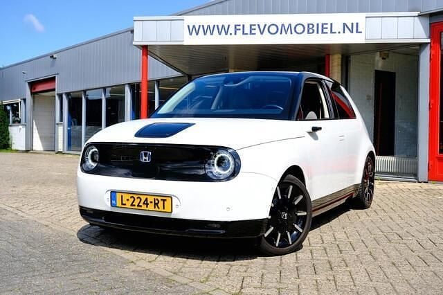 Wit Gebruikt 2020 Honda e Advance Hatchback | € 15.950 (Eerlijke prijs) - Afbeelding 1/4