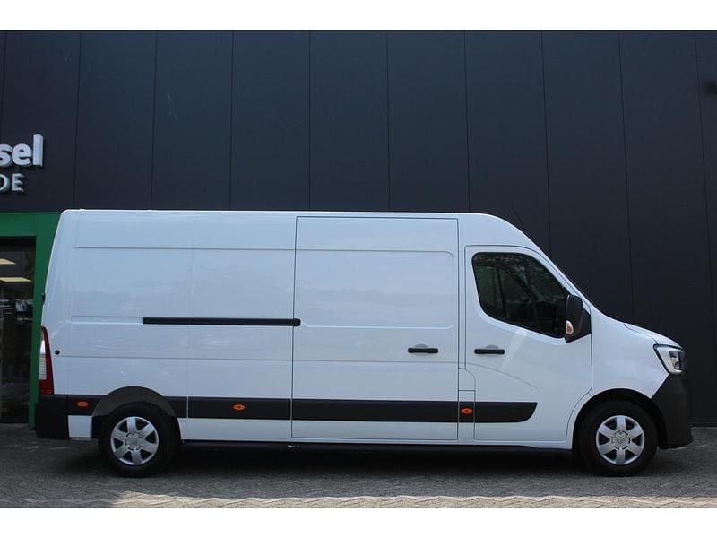 Occasion Renault Master Black Edition 179 PK (131 kW) 2024 Mineraalwit qng Van