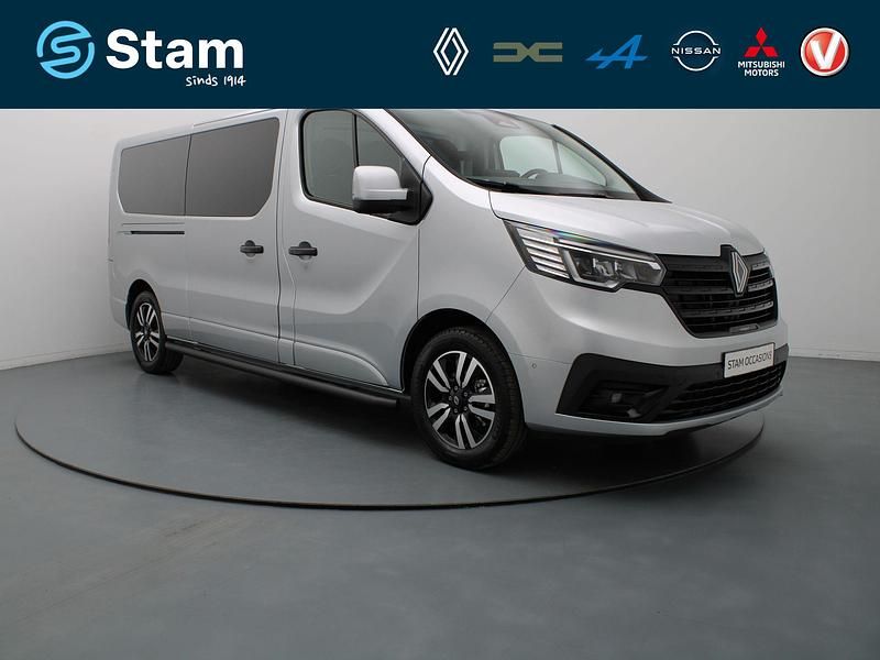 Grijs Occasion 2024 Renault Trafic MPV | € 33.990 (Super prijs) - Afbeelding 1/4