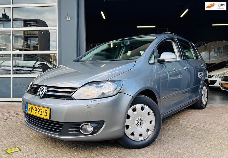 Gebruikt 2011 VW Golf Plus Cross Highline MPV | € 1.750 - Afbeelding 1/4
