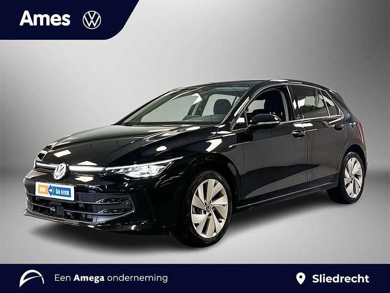 Zwart (metallic) Occasion 2025 VW Golf VIII Pro Hatchback | € 32.995 (Goede deal) - Afbeelding 1/3