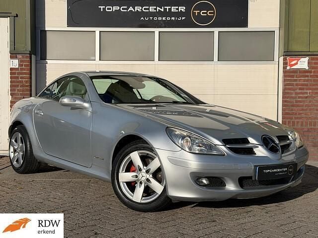 Grijs Gebruikt 2005 Mercedes SLK200 Cabriolet | € 6.999 (Goede deal) - Afbeelding 1/4