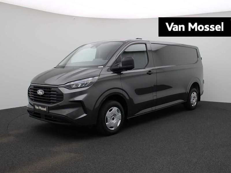 Grijs Gebruikt 2024 Ford Transit Custom Trend Van | € 30.945 (Iets duurder) - Afbeelding 1/4