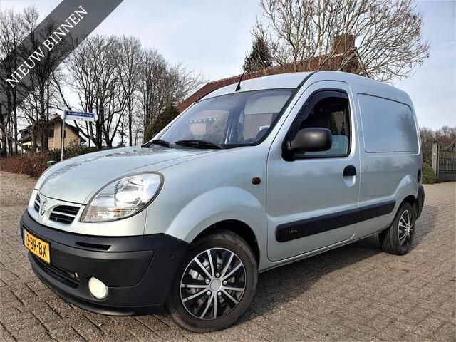 Grijs Gebruikt 2004 Nissan Kubistar Van | € 4.995 - Afbeelding 1/4