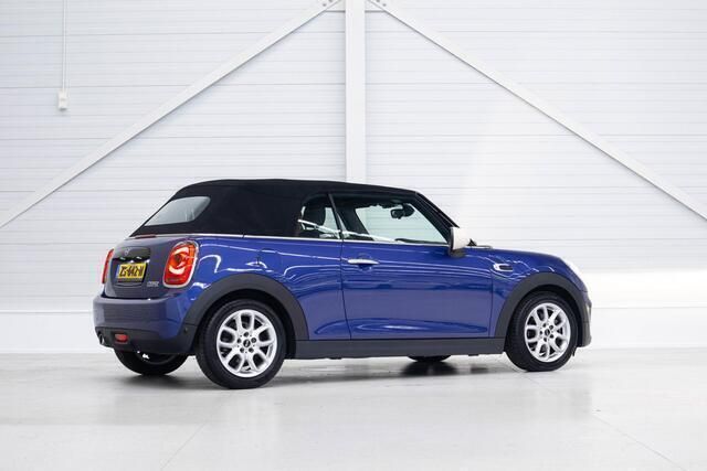 Occasion Mini Cooper Cabriolet Business 136 PK (100 kW) 2019 Blauw Cabriolet