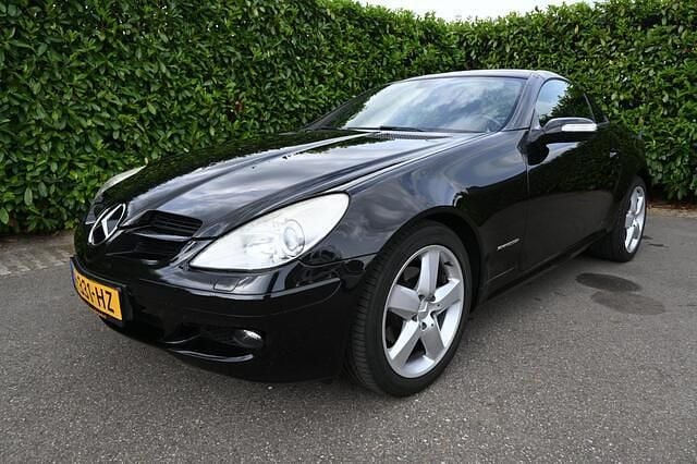 Zwart Gebruikt 2007 Mercedes SLK200 Cabriolet | € 10.450 (Eerlijke prijs) - Afbeelding 1/4