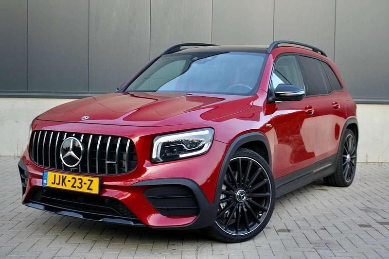 Rood Gebruikt 2020 Mercedes GLB35 AMG SUV | € 46.950 (Eerlijke prijs) - Afbeelding 1/4