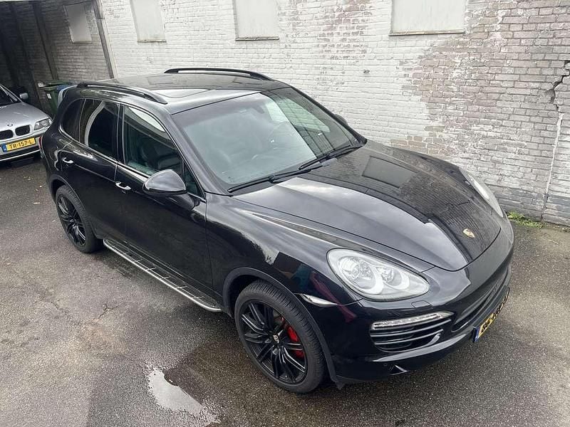 Zwart Gebruikt 2012 Porsche Cayenne SUV | € 16.999 - Afbeelding 1/4