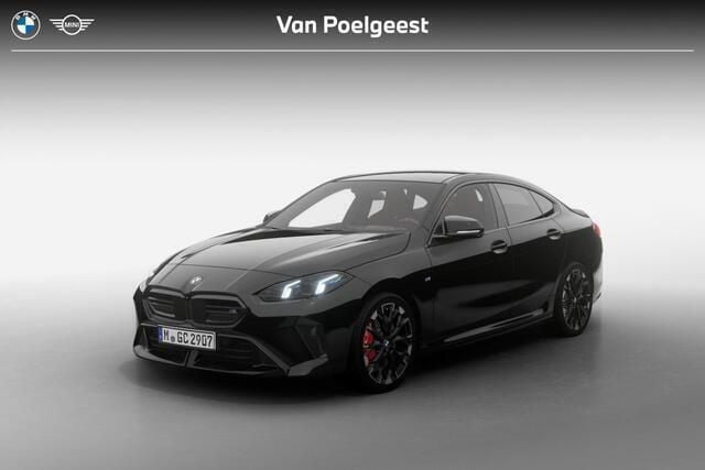Nieuw BMW M235 M Sport 317 PK (233 kW) 2025 Saphirschwarz metallic (zwart metallic) Coupé
