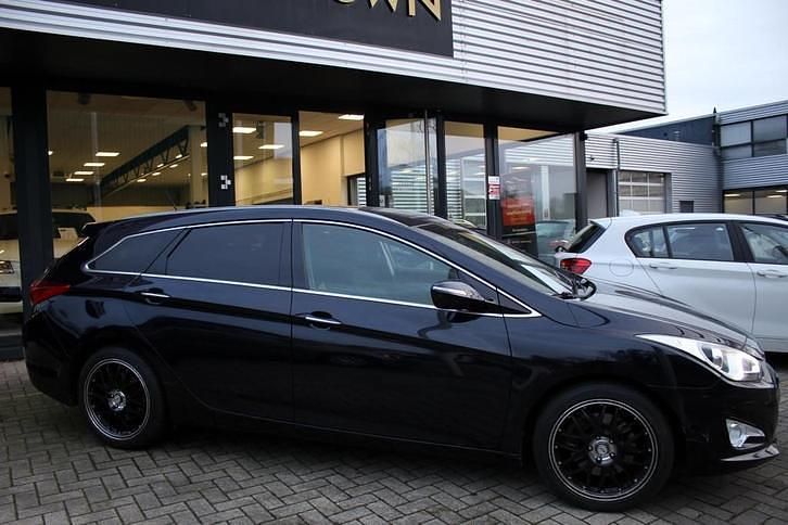 Occasion Hyundai i40 177 PK (130 kW) 2012 Zwart (metallic) Stationwagen