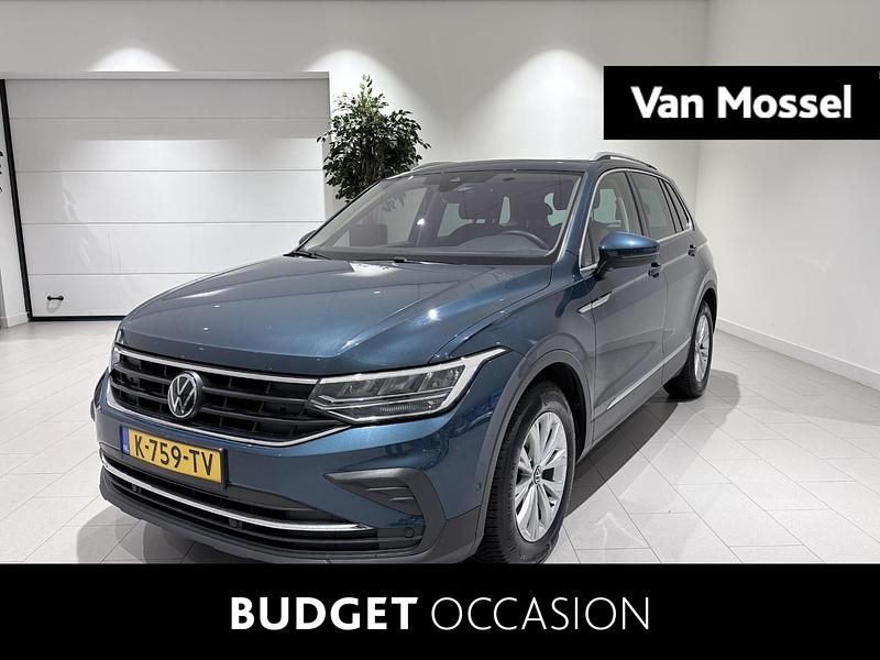 Occasion VW Tiguan Active 150 PK (110 kW) 2021 Blauw SUV