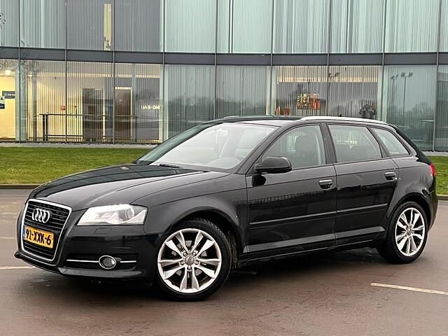 Occasion Audi A3 Sportback Ambition 105 PK (77 kW) 2012 Zwart Hatchback