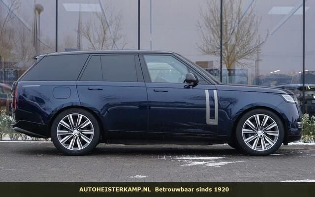Blauw Gebruikt 2023 Land Rover Range Rover Autobiography SUV | € 149.950 (Eerlijke prijs) - Afbeelding 1/4
