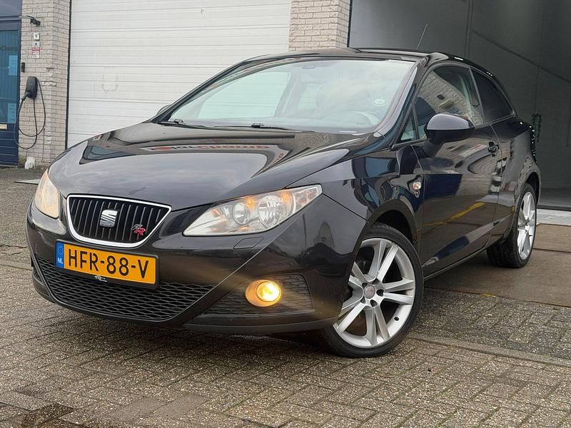 Zwart Occasion 2011 Seat Ibiza Style Hatchback | € 5.499 (Eerlijke prijs) - Afbeelding 1/4