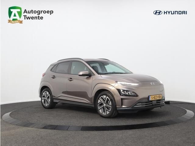 Bruin Gebruikt 2023 Hyundai Kona Premium SUV | € 28.950 (Duur) - Afbeelding 1/4