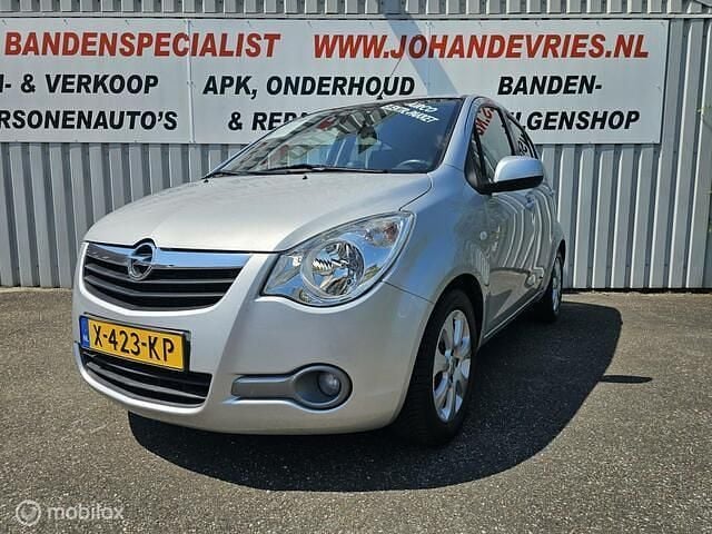 Grijs Gebruikt 2009 Opel Agila Enjoy Hatchback | € 3.995 (Eerlijke prijs) - Afbeelding 1/4