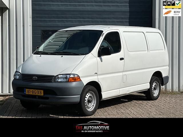 Wit Gebruikt 2003 Toyota HiAce MPV | € 5.750 - Afbeelding 1/4