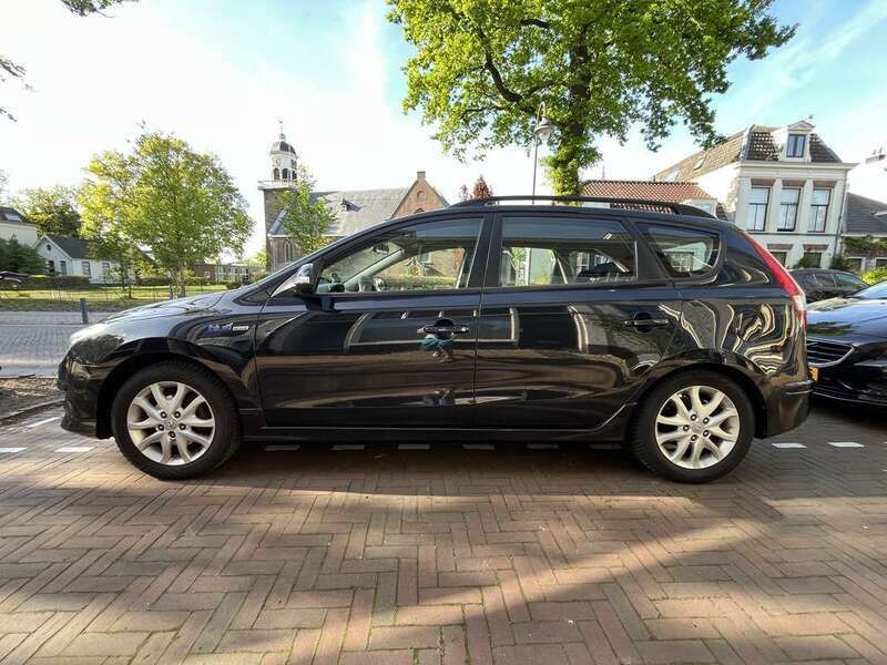 Gebruikt 2011 Hyundai i30 Stationwagen | € 3.900 (Iets duurder) - Afbeelding 1/4