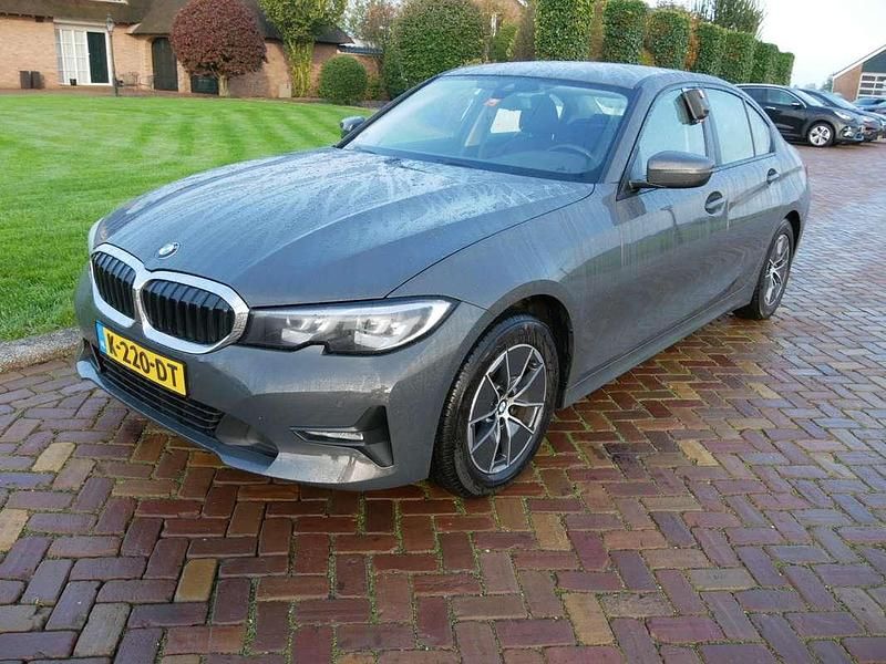 Occasion BMW 316 Executive 122 PK (89 kW) 2020 Grijs Sedan