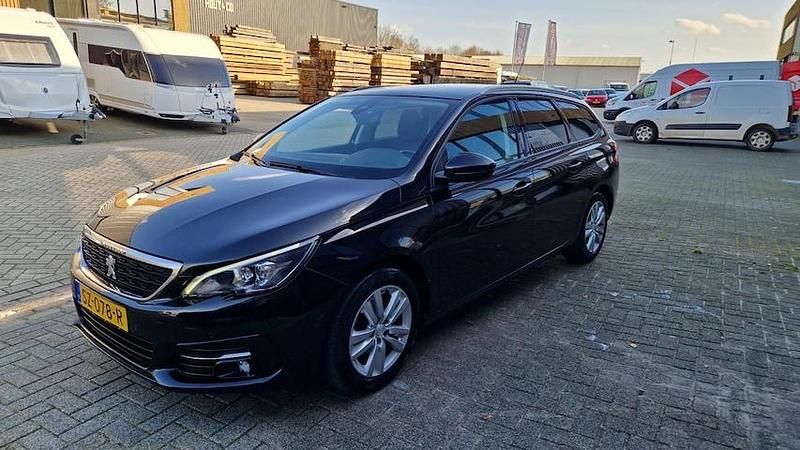 Occasion Peugeot 308 SW 2018 Zwart (metallic) Stationwagen