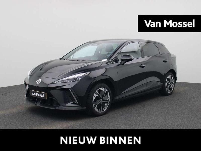 Zwart Gebruikt 2023 MG MG4 EV Luxury Hatchback | € 23.900 (Eerlijke prijs) - Afbeelding 1/4
