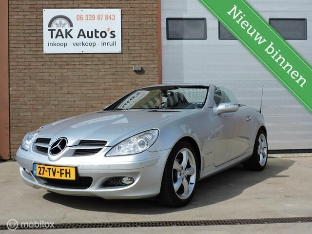 Grijs Gebruikt 2007 Mercedes SLK200 Edition Cabriolet | € 8.799 - Afbeelding 1/4