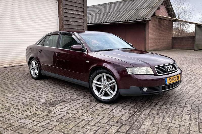 Occasion Audi A4 150 PK (110 kW) 2002 Rood Sedan