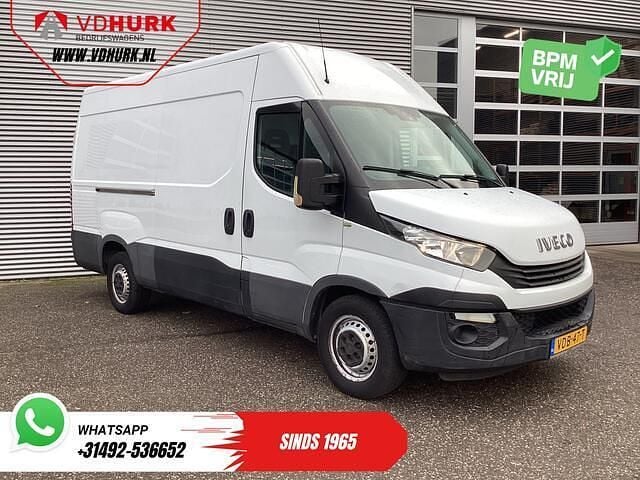 Wit Occasion 2017 Iveco Daily Van | € 10.900 (Goede deal) - Afbeelding 1/3