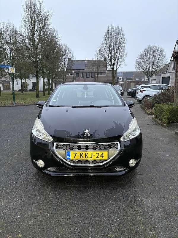 Occasion Peugeot 208 Allure 82 PK (60 kW) 2012 Zwart Hatchback
