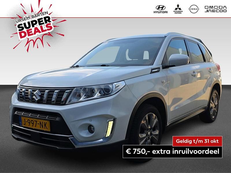 Wit Gebruikt 2020 Suzuki Vitara SUV | € 18.730 (Goede deal) - Afbeelding 1/4