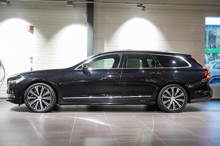 Occasion Volvo V90 Ultimate 250 PK (183 kW) 2023 Zwart Stationwagen