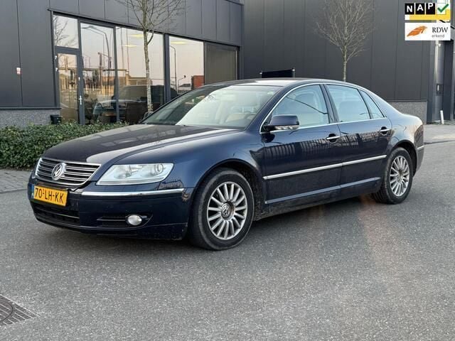 Blauw Gebruikt 2003 VW Phaeton Sedan | € 2.950 - Afbeelding 1/4