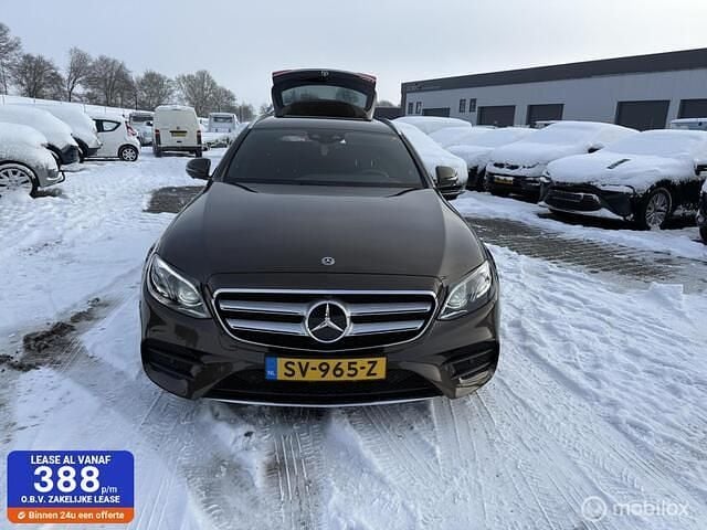 Bruin Gebruikt 2018 Mercedes 220 Business Stationwagen | € 23.999 (Super prijs) - Afbeelding 1/4
