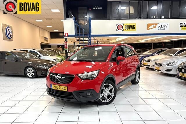 Rood Occasion 2017 Opel Crossland X Innovation SUV | € 7.950 (Goede deal) - Afbeelding 1/4