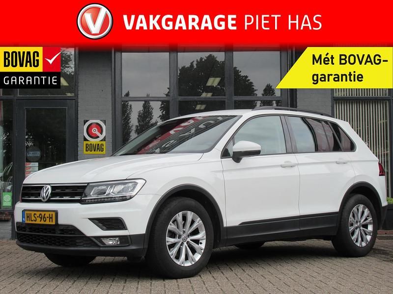 Wit Gebruikt 2019 VW Tiguan Comfortline SUV | € 22.900 (Goede deal) - Afbeelding 1/4