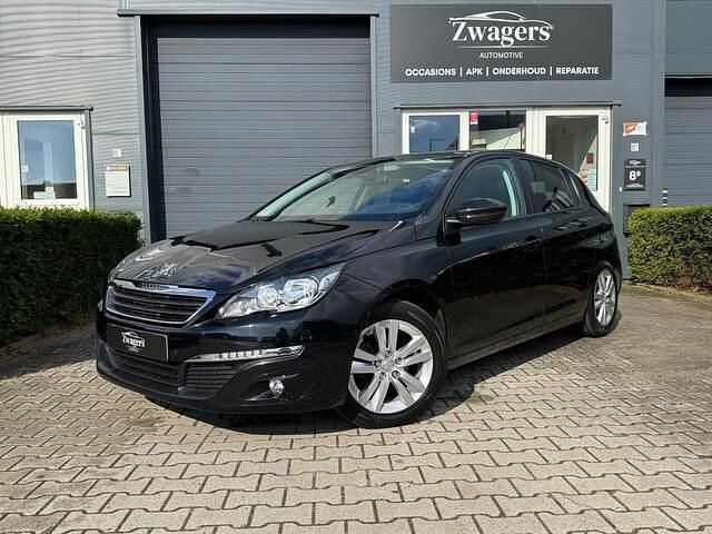 Zwart Gebruikt 2017 Peugeot 308 Hatchback | € 7.798 (Eerlijke prijs) - Afbeelding 1/4
