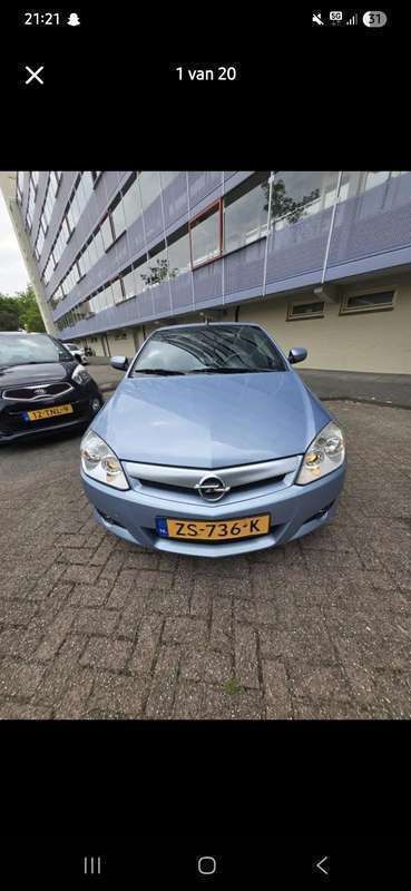 Blauw Gebruikt 2005 Opel Tigra Enjoy Cabriolet | € 1.500 (Goede deal) - Afbeelding 1/4